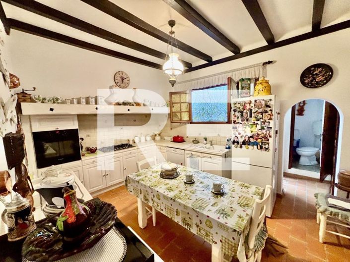 Image No.2-2 Bed House for sale