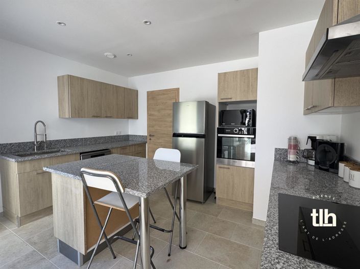 Image No.12-4 Bed House for sale