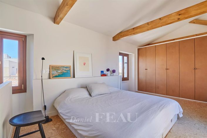 Image No.15-3 Bed House for sale