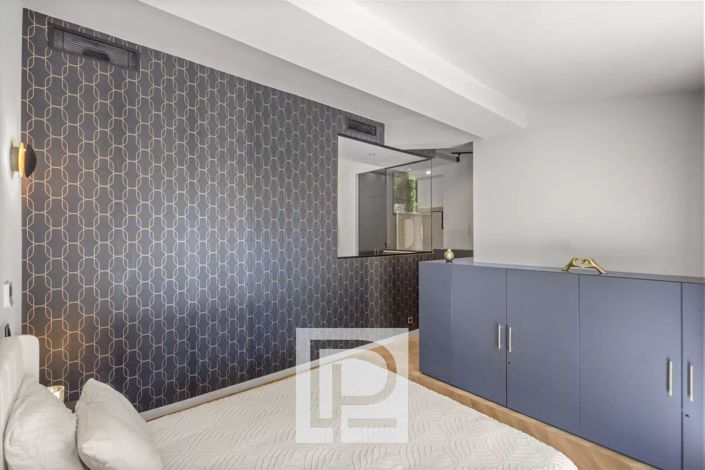 Image No.20-5 Bed House for sale