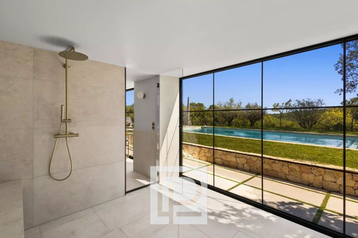 Image No.27-5 Bed House for sale