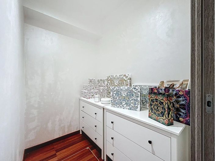 Image No.25-3 Bed House for sale