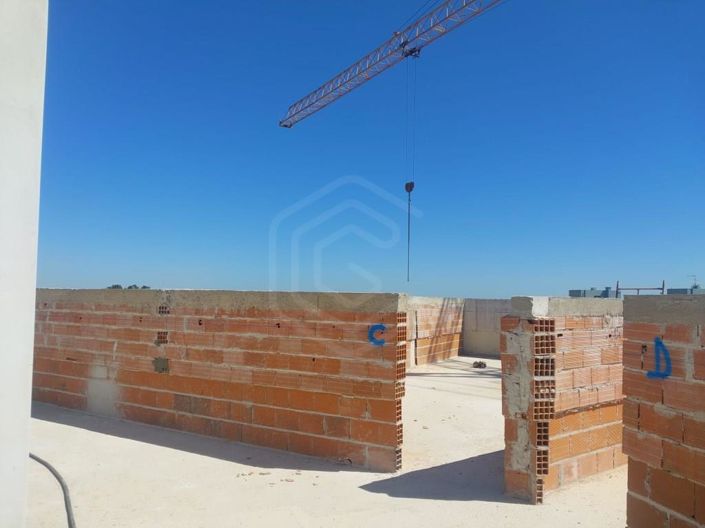 Image No.10-3 Bed Apartment for sale