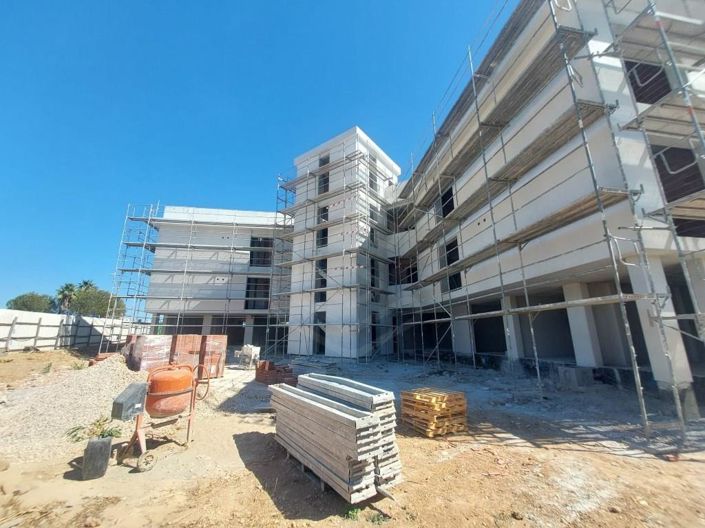 Image No.3-3 Bed Apartment for sale