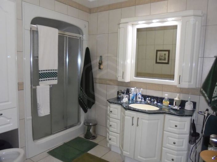 Image No.23-4 Bed House for sale