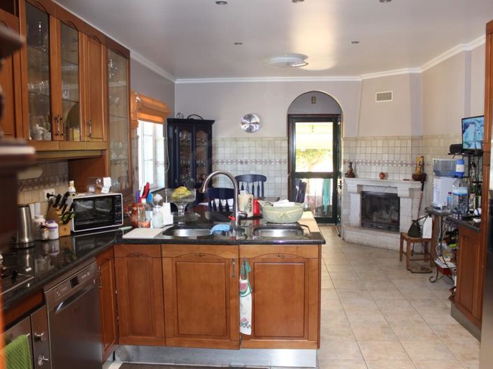 Image No.27-4 Bed House for sale