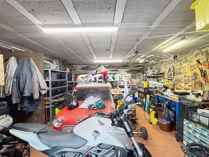 Image No.13-3 Bed House for sale