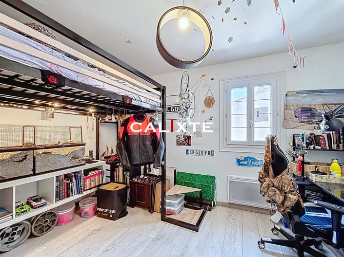 Image No.5-3 Bed House for sale