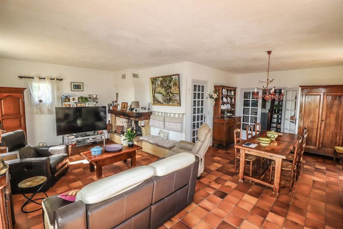 Image No.13-5 Bed House for sale