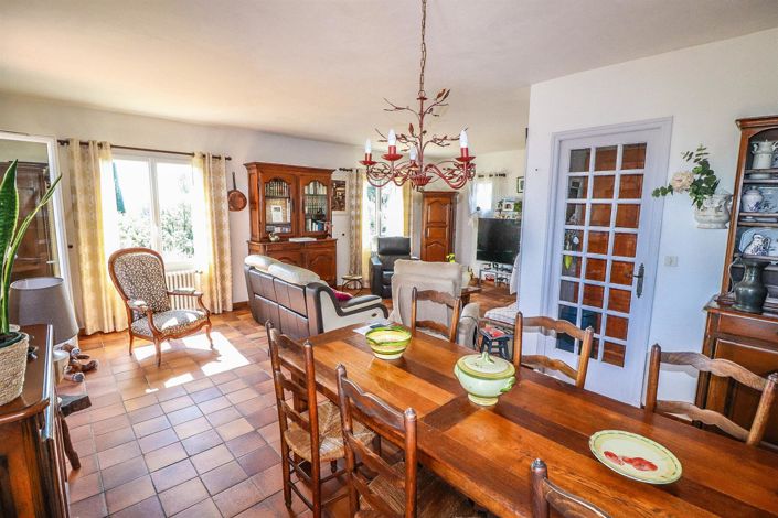 Image No.14-5 Bed House for sale