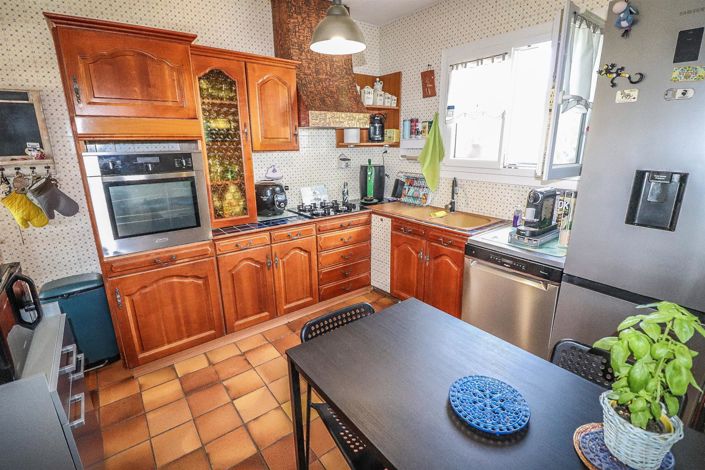 Image No.15-5 Bed House for sale