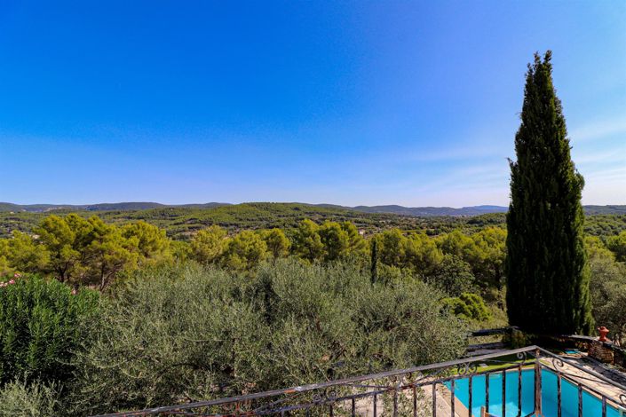 Image No.30-5 Bed House for sale