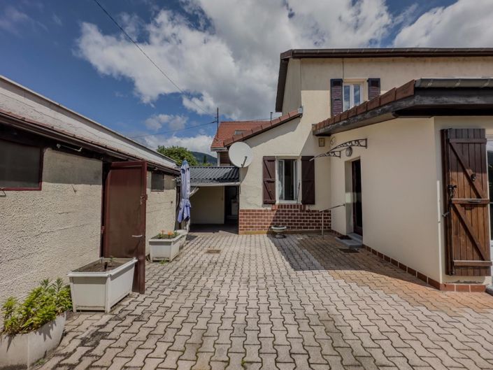 Image No.4-House for sale