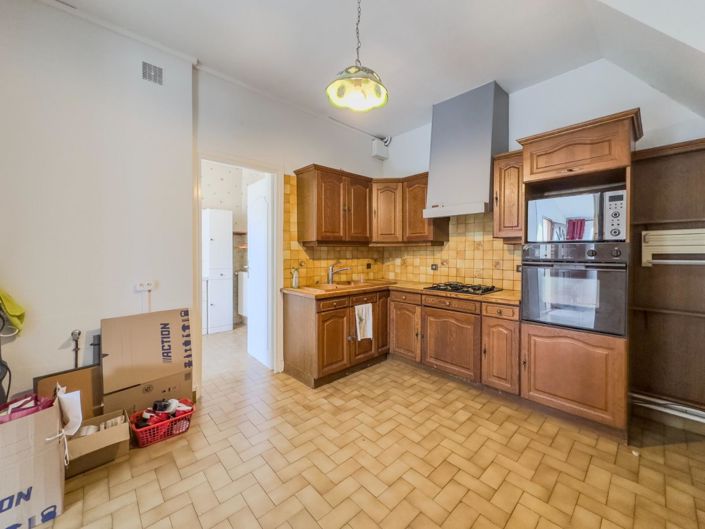 Image No.8-House for sale