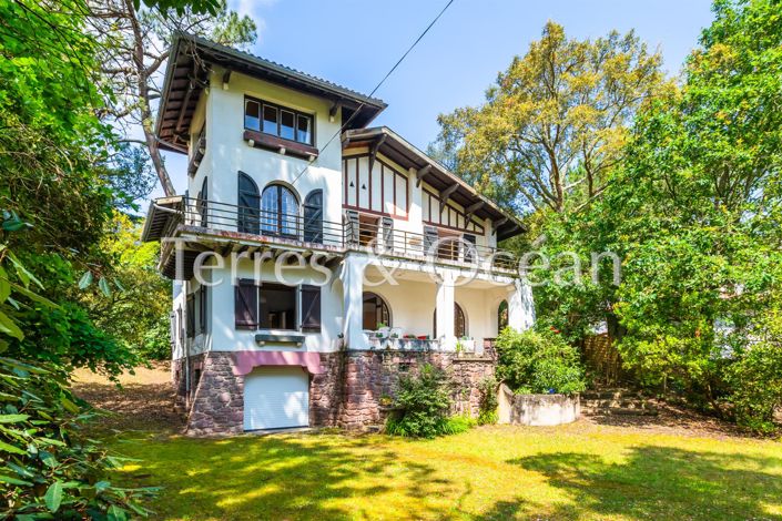 Image No.1-7 Bed House for sale