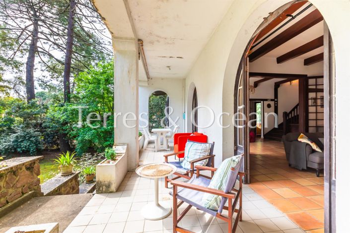 Image No.11-7 Bed House for sale