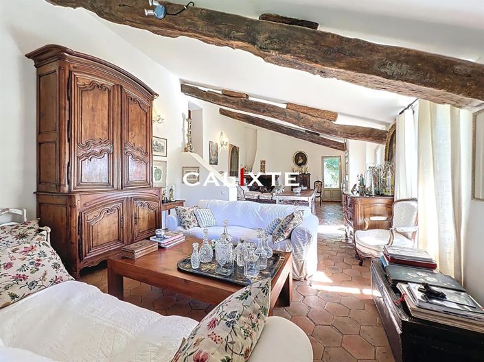 Image No.16-4 Bed Property for sale