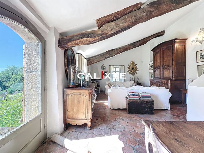 Image No.18-4 Bed Property for sale