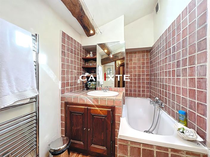 Image No.25-4 Bed Property for sale