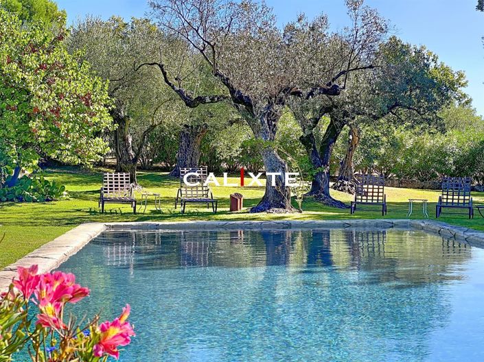 Image No.4-4 Bed Property for sale