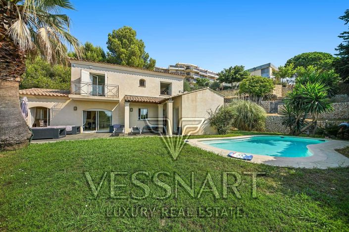 Image No.2-5 Bed House for sale