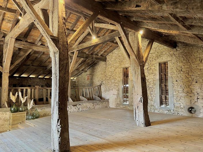 Image No.15-5 Bed House for sale