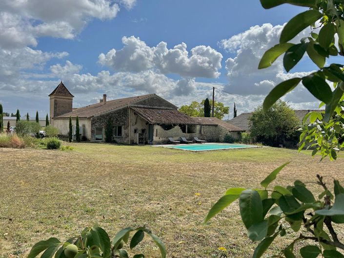 Image No.17-5 Bed House for sale