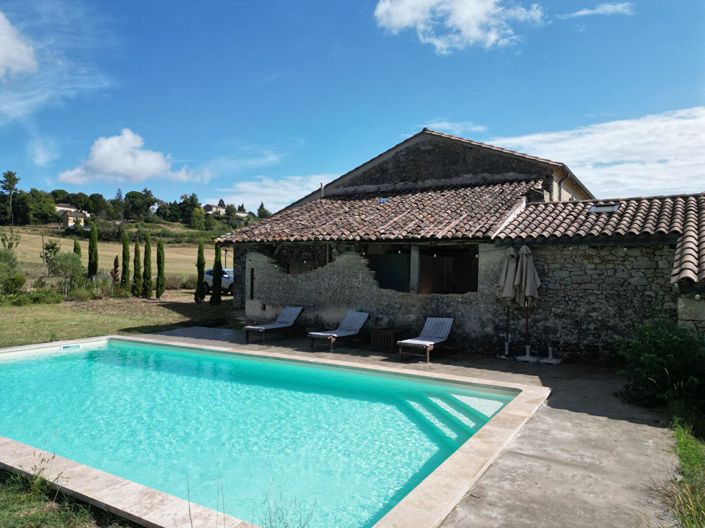 Image No.2-5 Bed House for sale