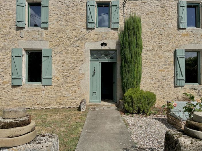 Image No.4-5 Bed House for sale