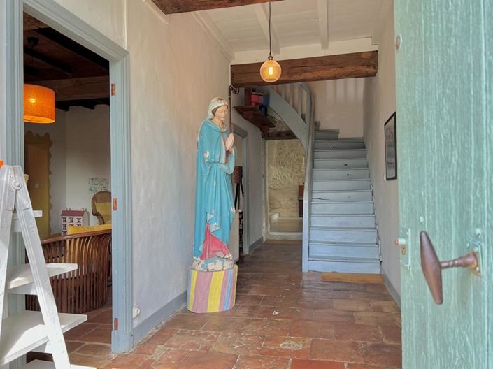 Image No.5-5 Bed House for sale