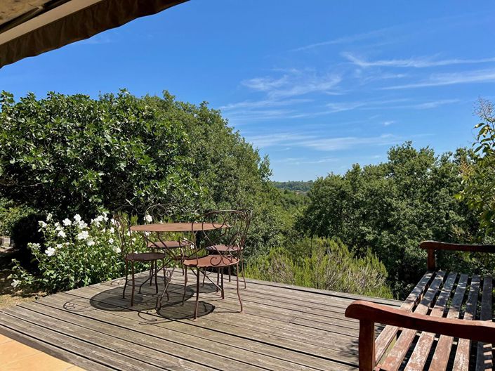 Image No.15-6 Bed House for sale