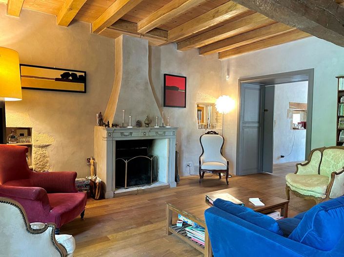 Image No.7-6 Bed House for sale