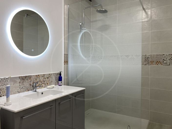 Image No.9-3 Bed House for sale