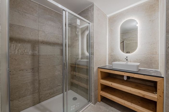 Image No.9-2 Bed Apartment for sale