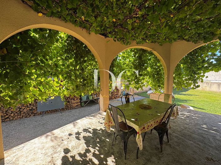 Image No.4-4 Bed House for sale