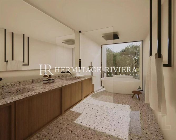 Image No.8-5 Bed House for sale