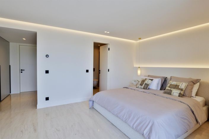 Image No.11-3 Bed Apartment for sale