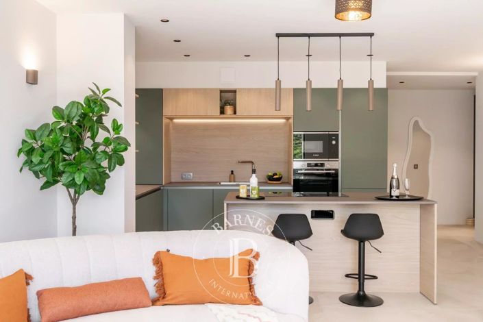 Image No.3-3 Bed Apartment for sale