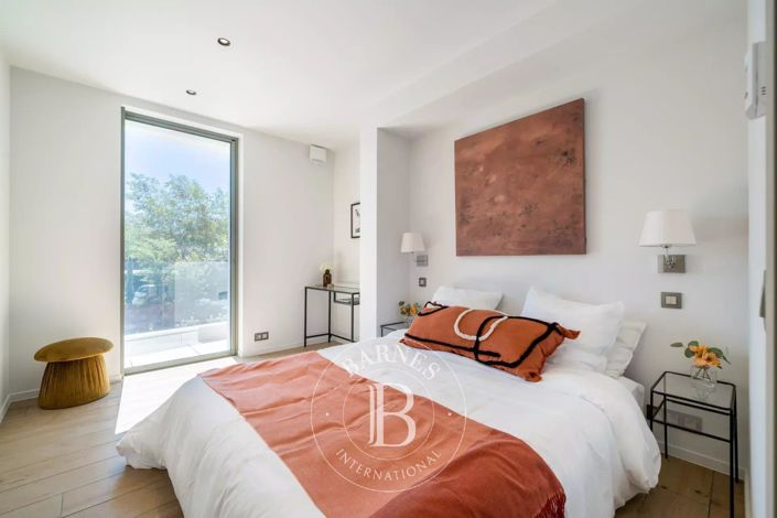 Image No.6-3 Bed Apartment for sale