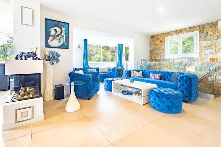 Image No.6-5 Bed House for sale