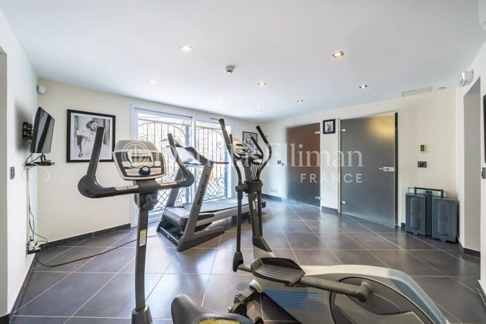 Image No.18-7 Bed House for sale