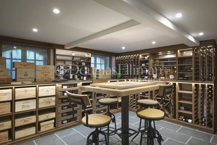 Image No.11-7 Bed House for sale