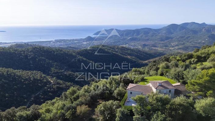 Image No.10-5 Bed House for sale