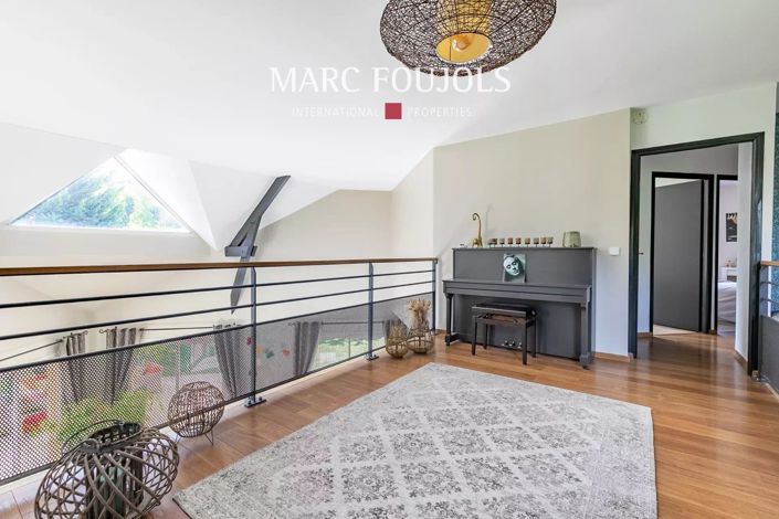 Image No.29-House for sale