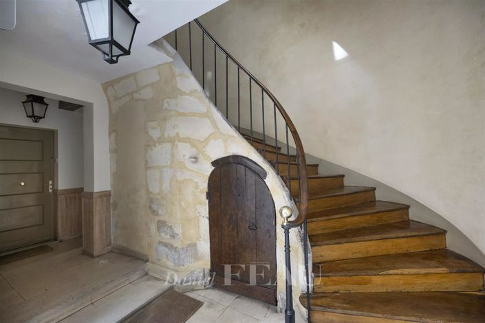 Image No.12-2 Bed Apartment for sale