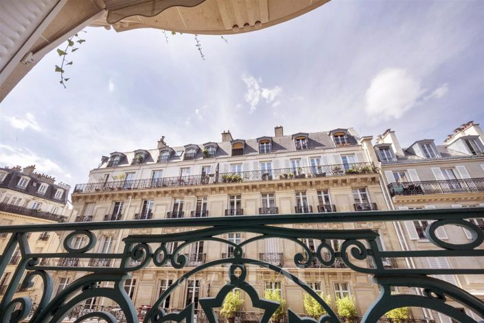 Image No.11-3 Bed Apartment for sale