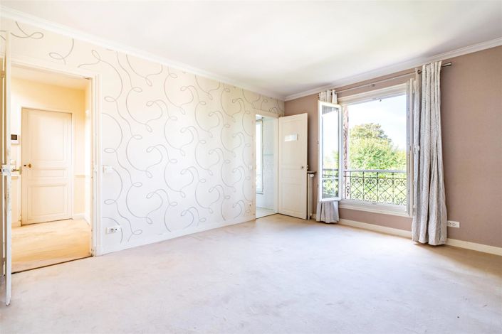 Image No.14-7 Bed House for sale