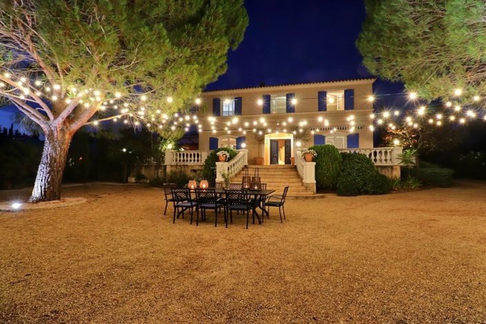 Image No.30-5 Bed House for sale