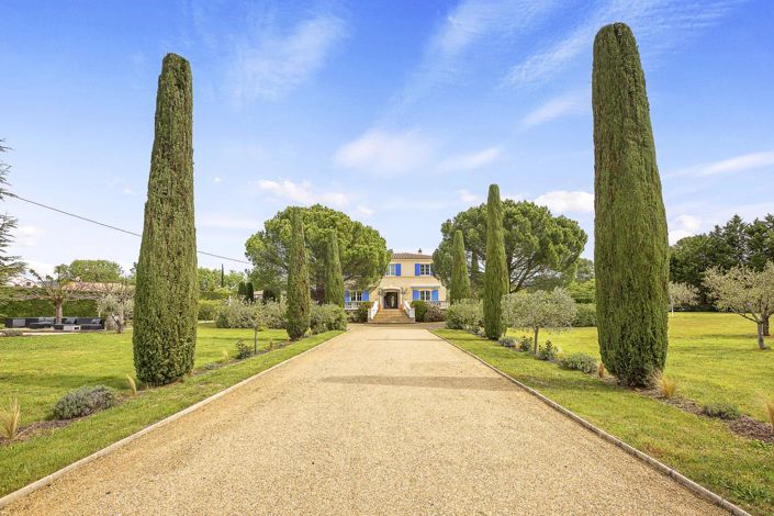 Image No.8-5 Bed House for sale