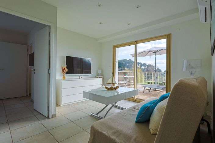 Image No.13-5 Bed House for sale